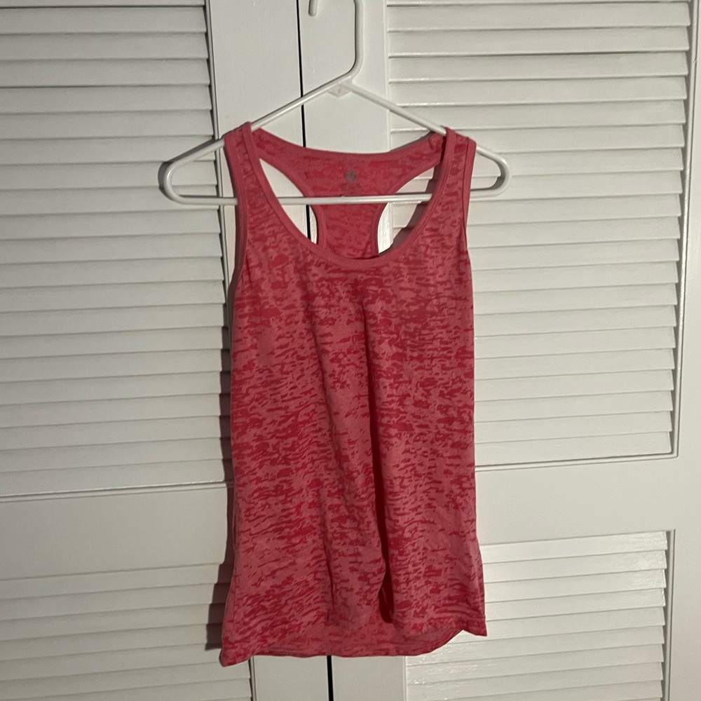 Pink camo athletic top